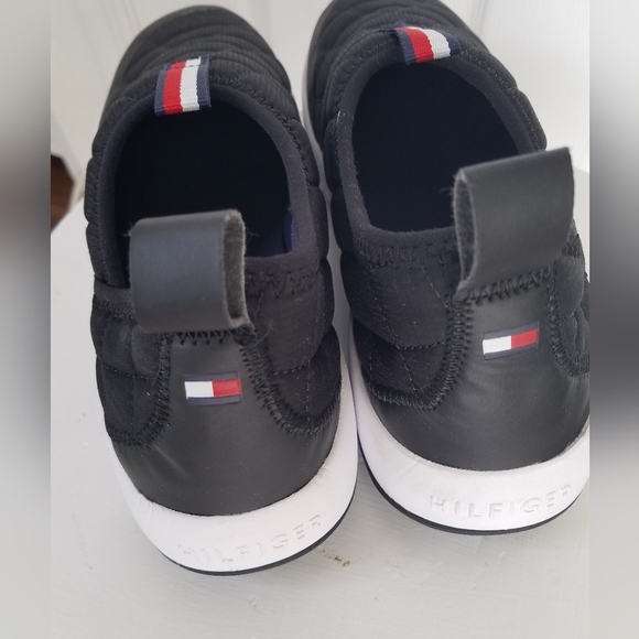 Tommy Hilfiger Men's Slip on Quilted Sneakers Foam Insole Black Size 8.5M - Picture 5 of 8